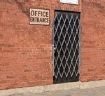 Galvanized Expanding Scissor Gate, 48"